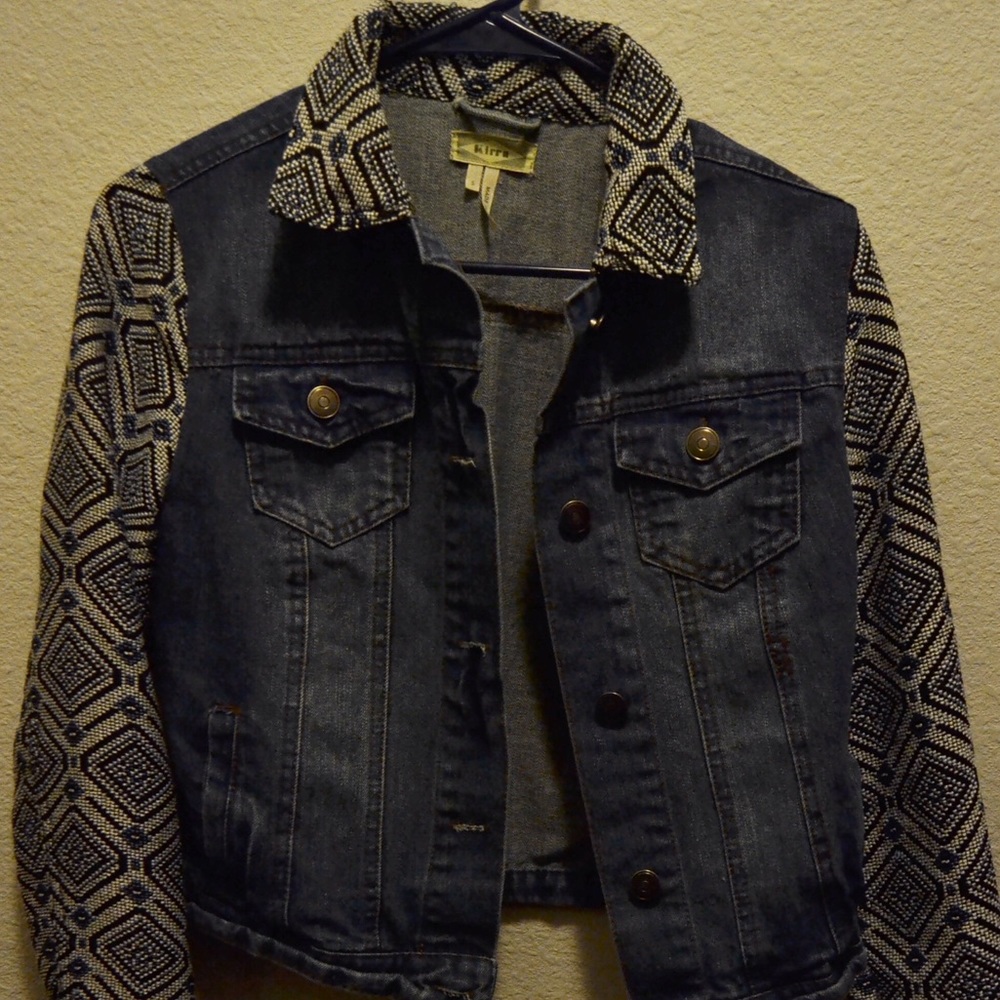 Jean Jacket - Picture 2 of 4