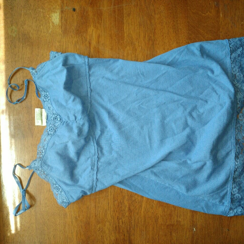 Blue laced tanktop