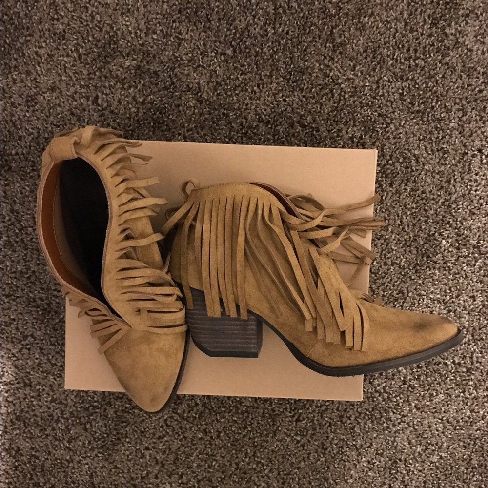 Coconuts by Matisse Lambert Saddle 8.5