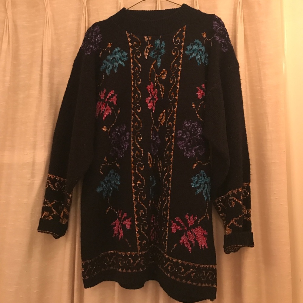 Retro 80s/90s quirky vintage oversized sweater.