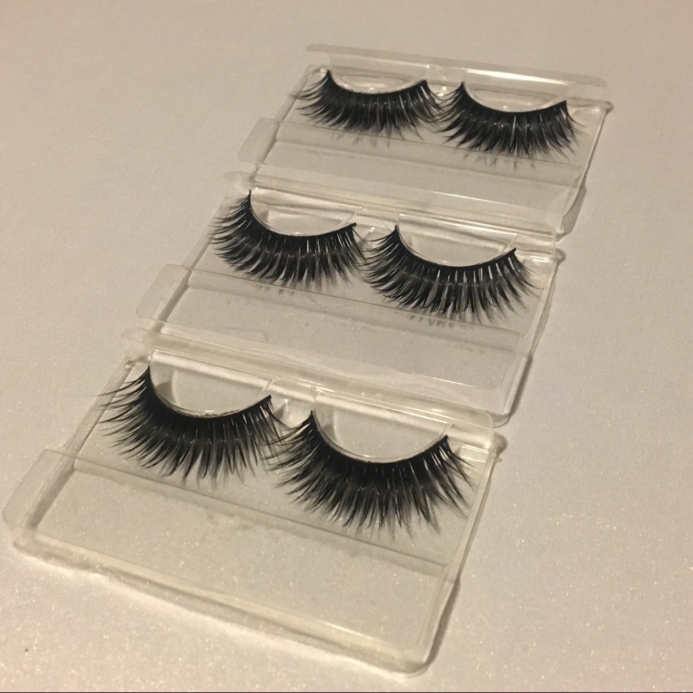 3 Synthetic Lashes