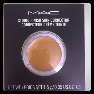 MAC Studio Finish Skin Corrector Refill - OCHRE