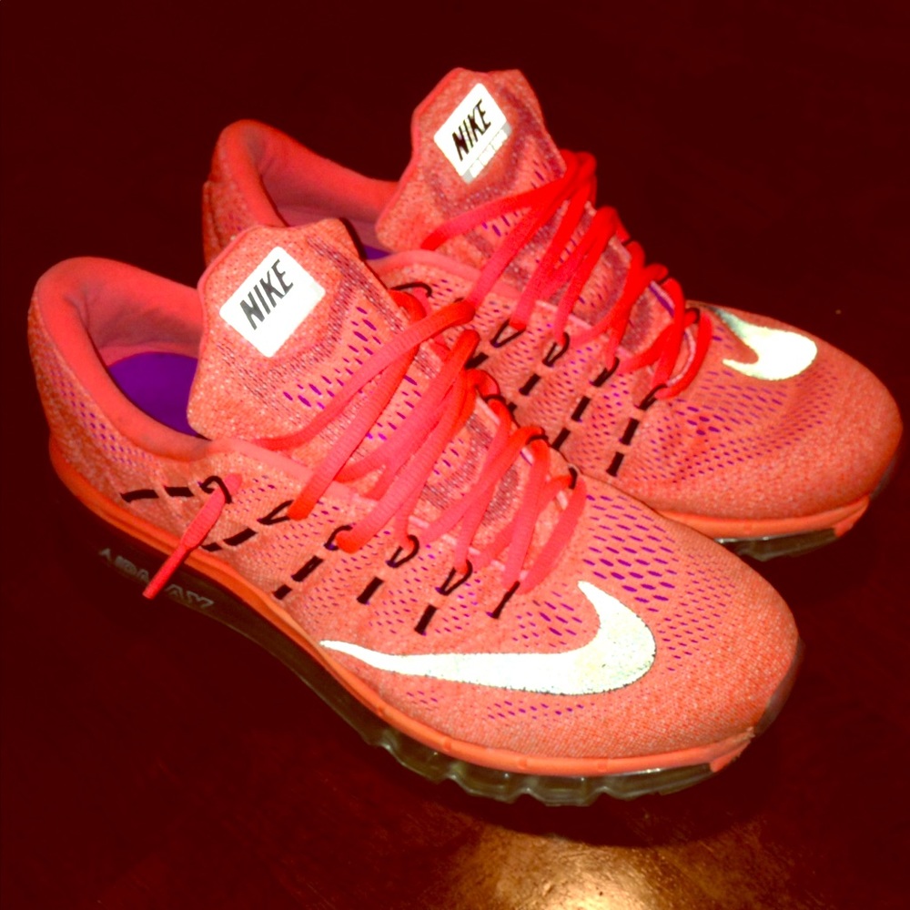 Women's Nike Air Max 2016