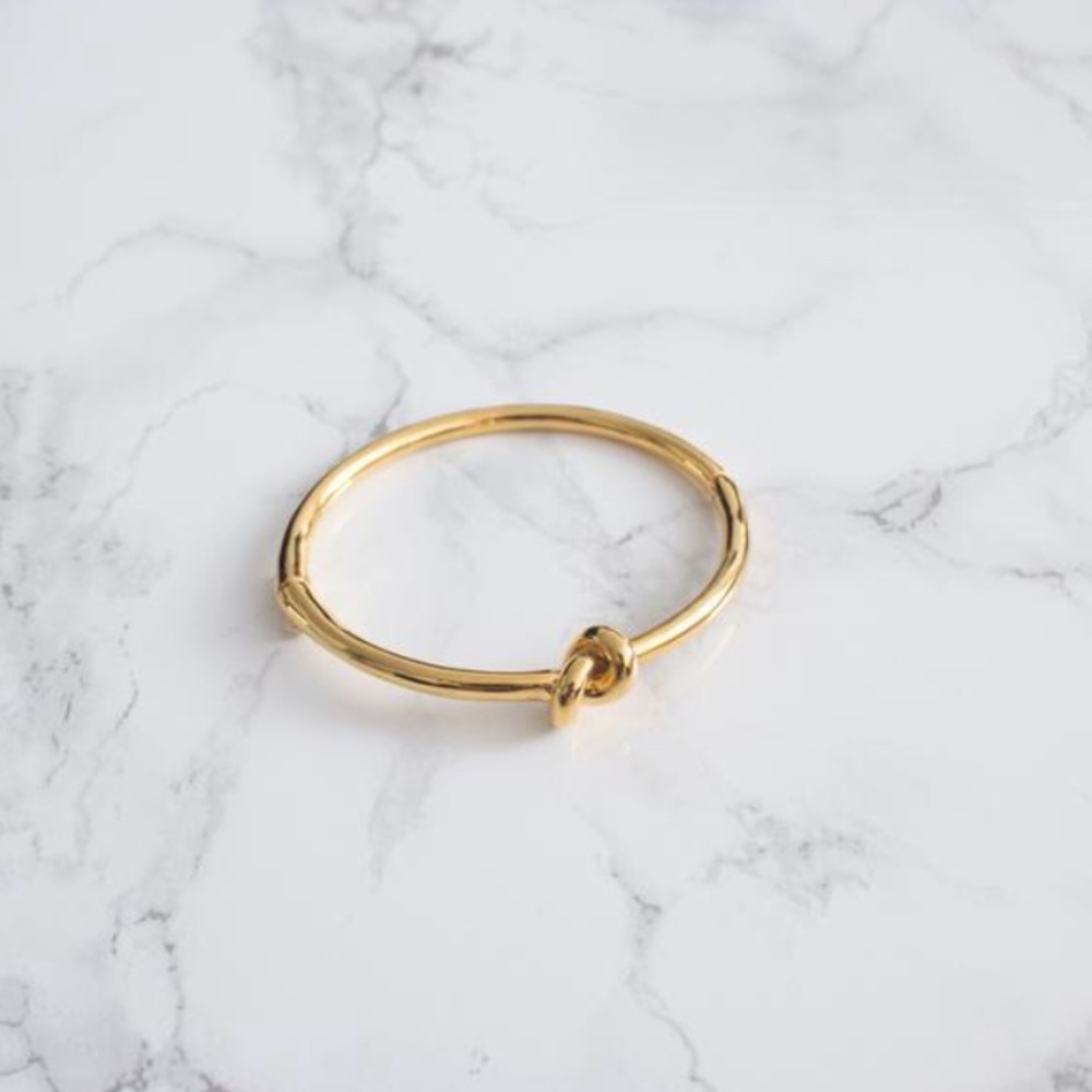 ⭐️LAST CHANCE⭐️ WANDERLUST + CO knot bangle