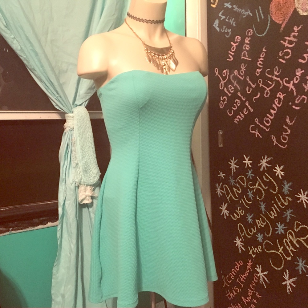 Mint green strapless dress