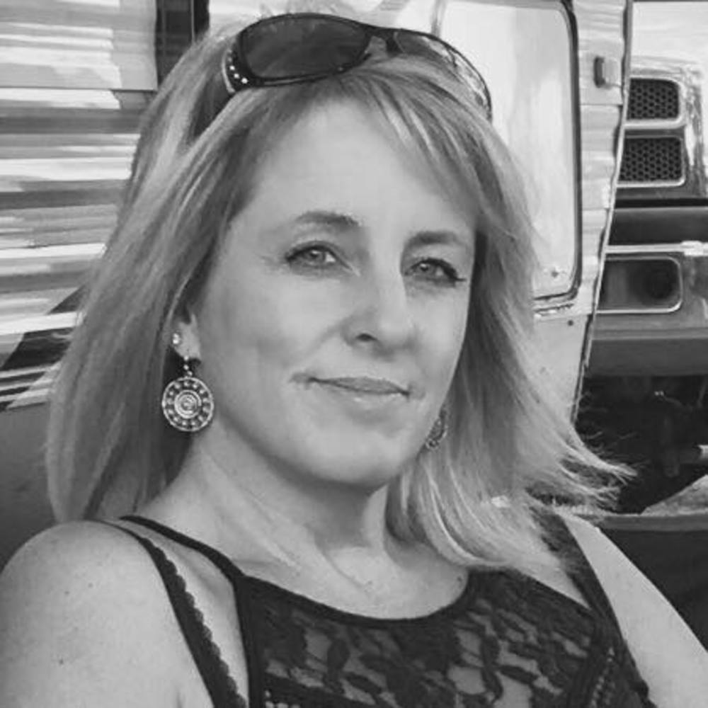 Meet your Posher, Renee