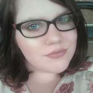 Meet your Posher, Lynda