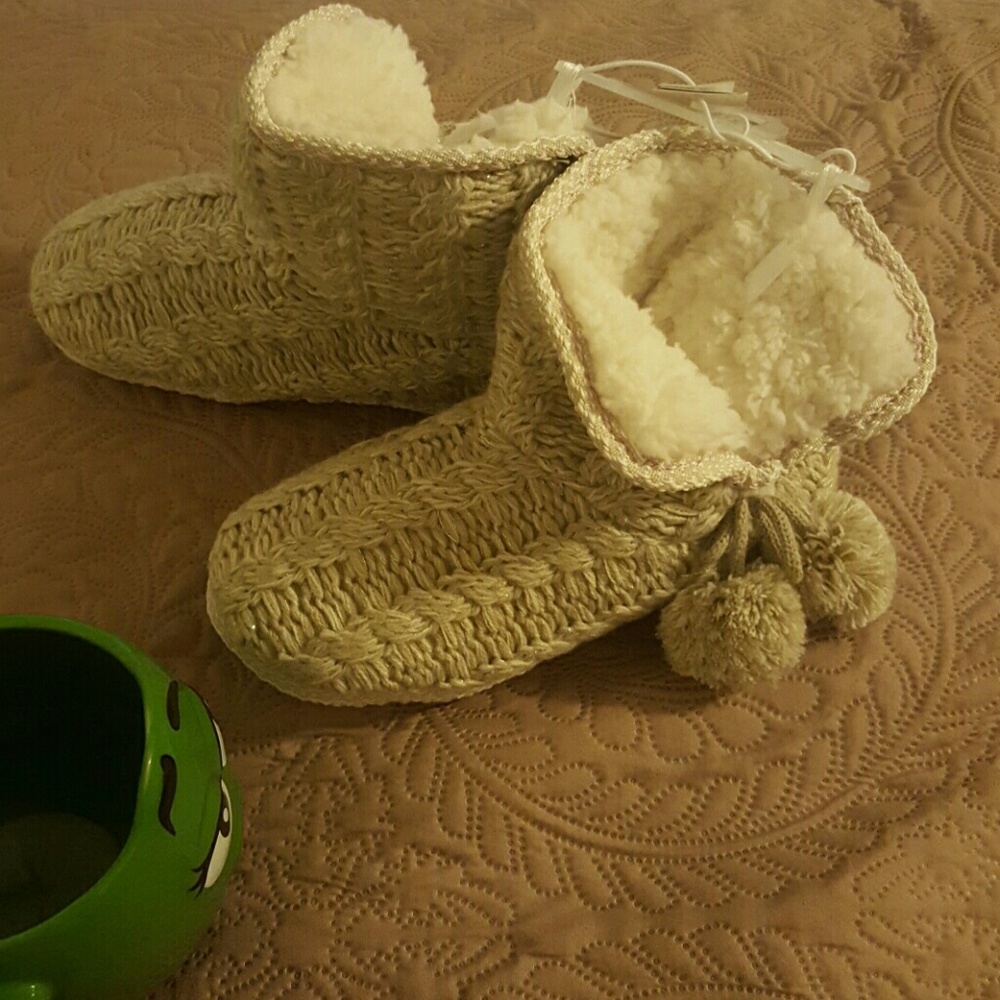 COZY BOOTIES