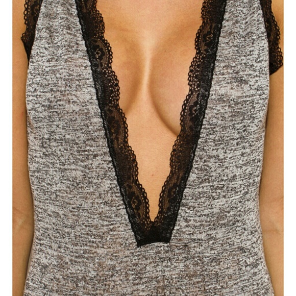 Gray and lace bodysuit - Picture 3 of 3