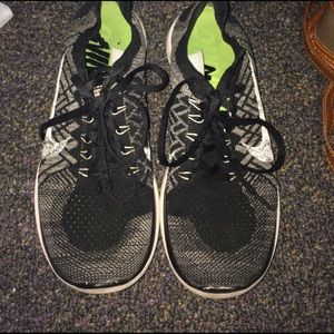 Nike free flynits