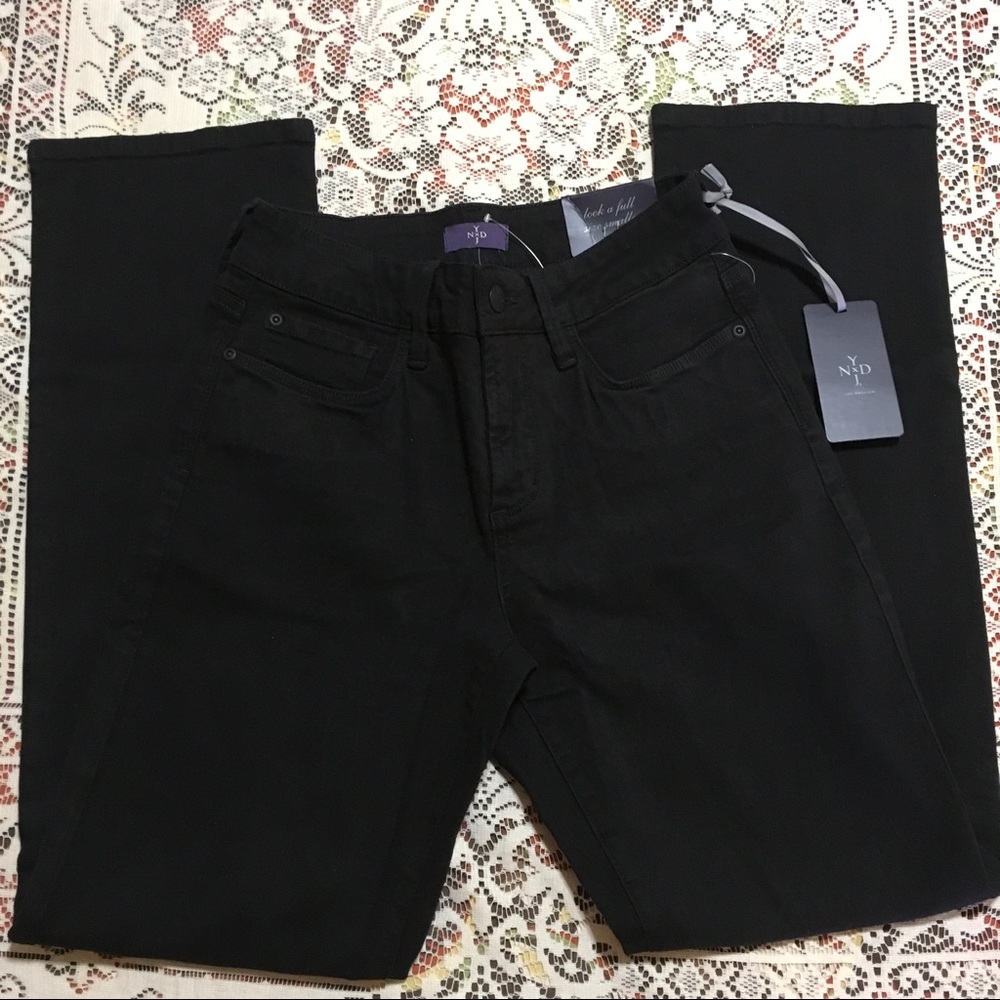 NEW NYDJ Straight Leg Black Denim Jeans Jewels