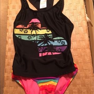 Girls bathing suit by Xhilaration in size 6-6x.