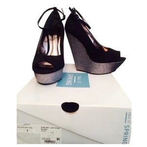 ✨BRAND NEW✨Call It Spring - Platform Peep Toe shoe