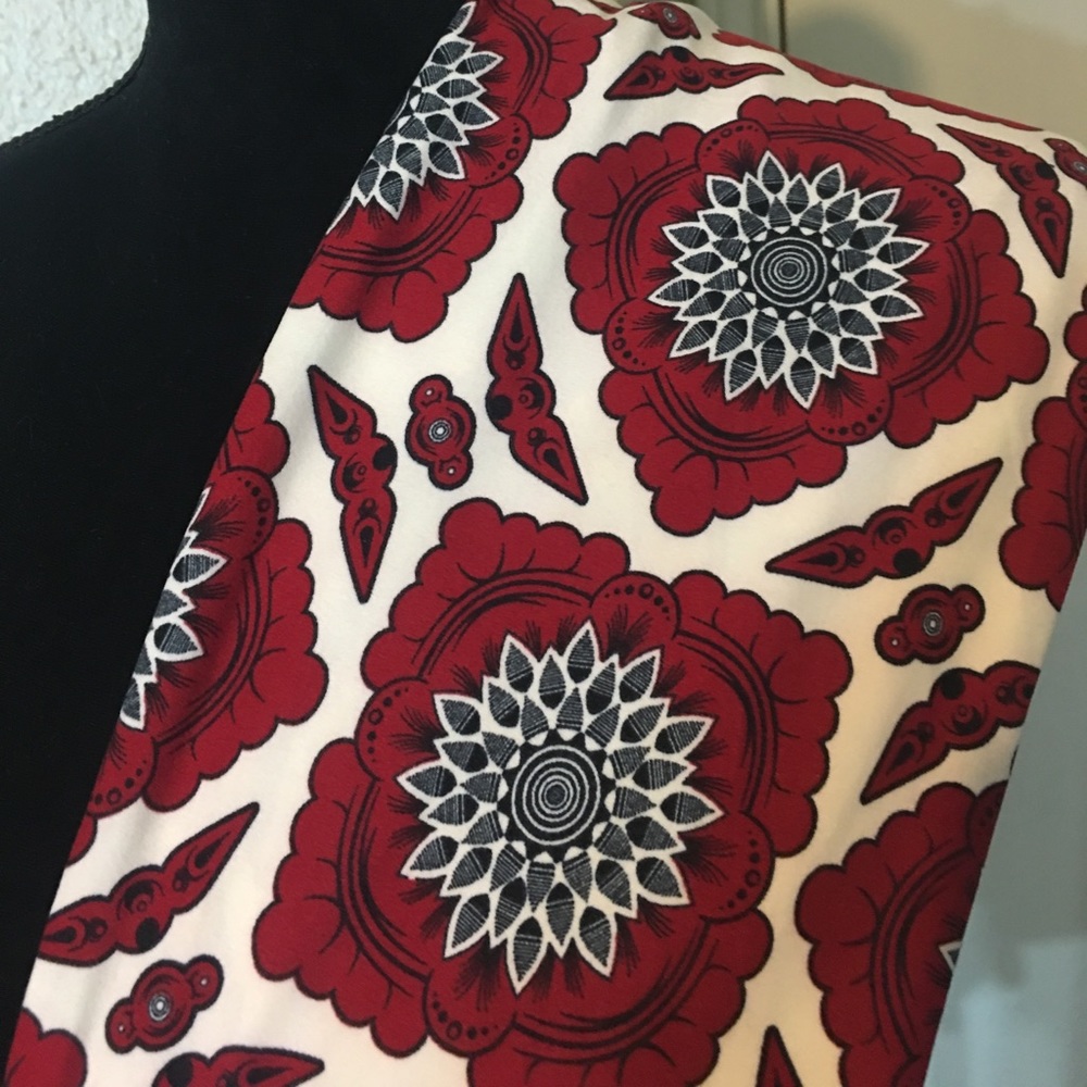 Lularoe OS NWT Leggings Mandalas! - Picture 3 of 3
