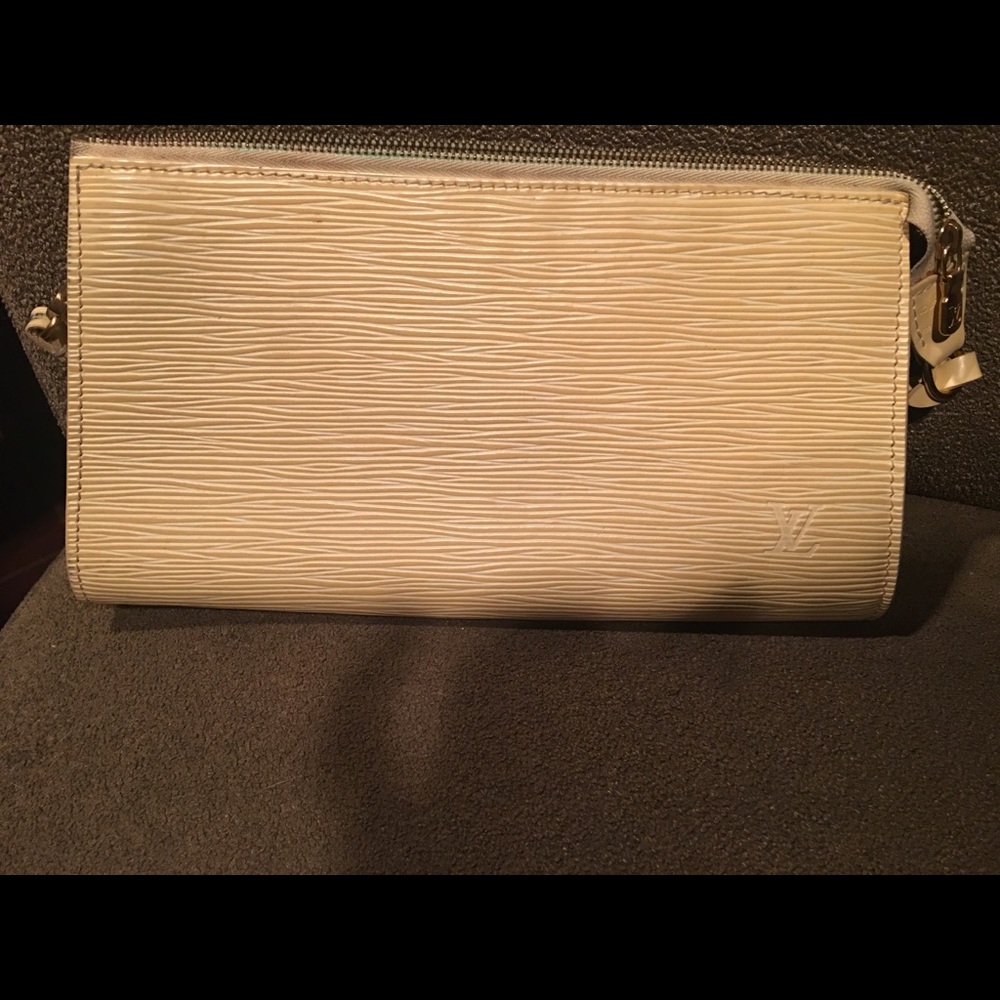 Authentic baby yellow epi leather