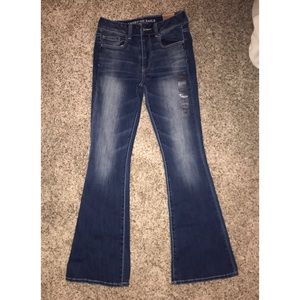 HI-RISE BOHO ARTIST American Eagle Jeans