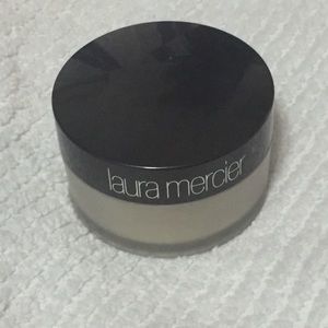 Laura Mercier Translucent Powder