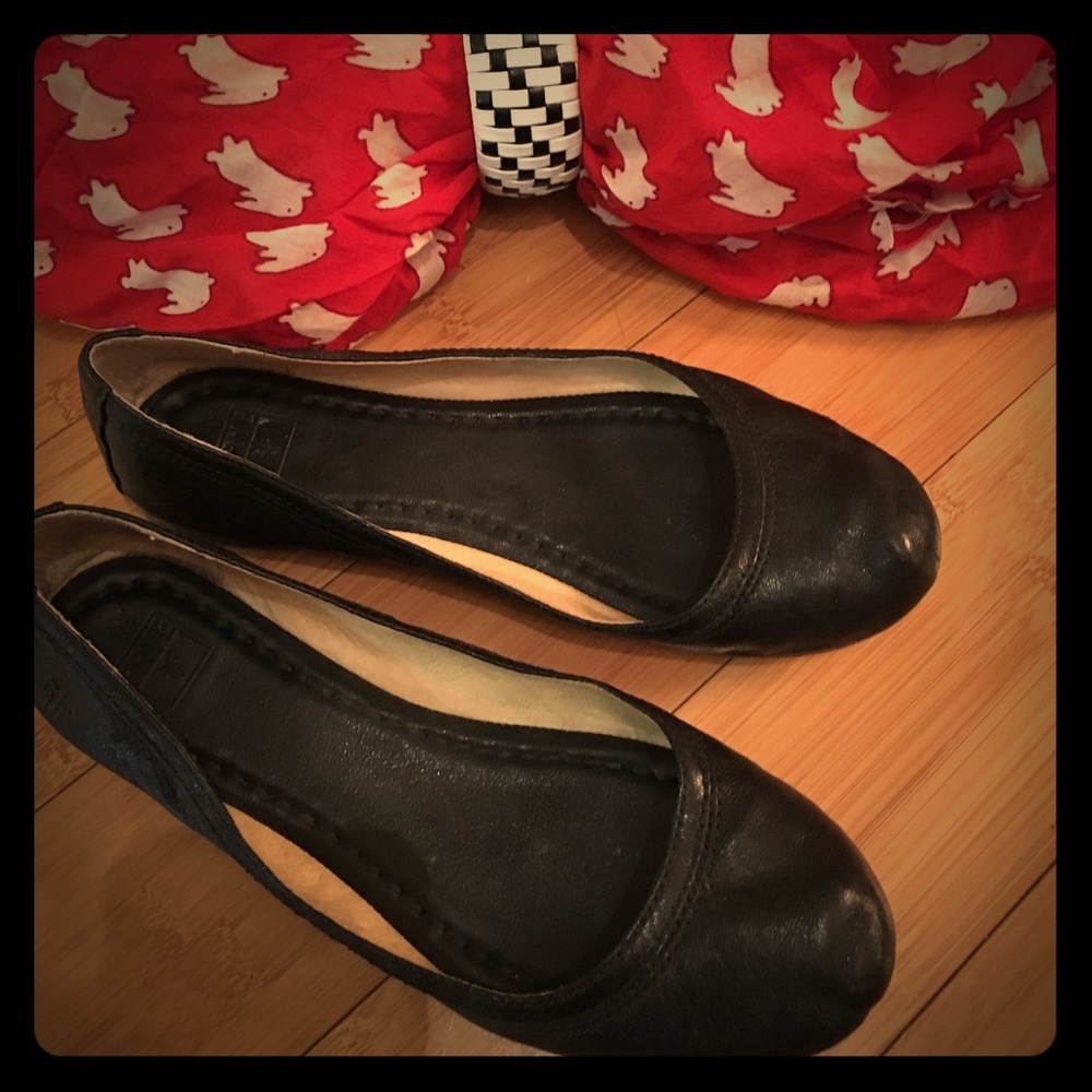 Frye black ballet flats 6 M.