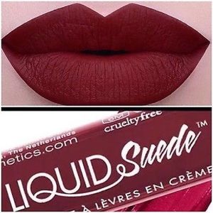 NYX Liquid Suede Cream Lipstick 💄🍒Cherry Skies