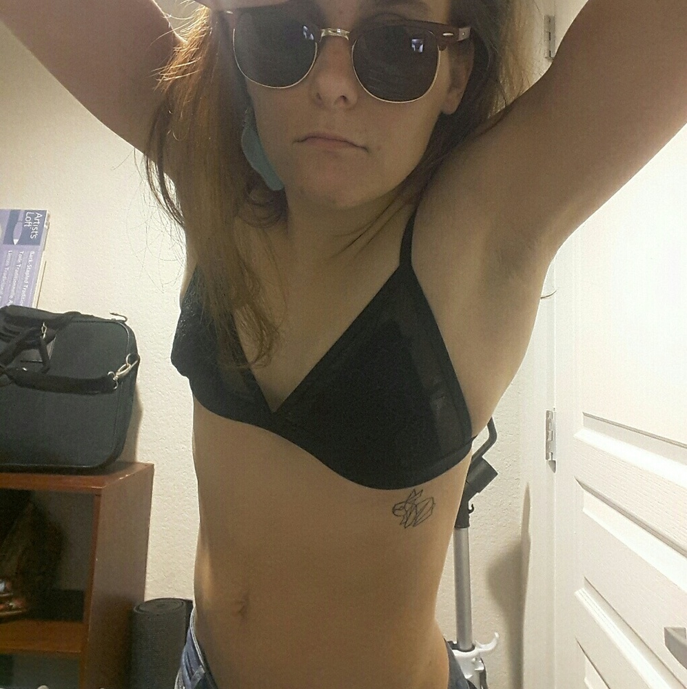 Cute black bikini top, xs