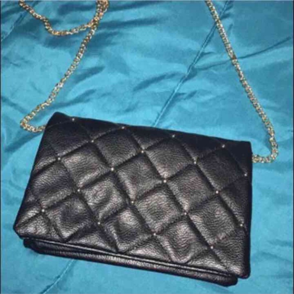 Cross body purse