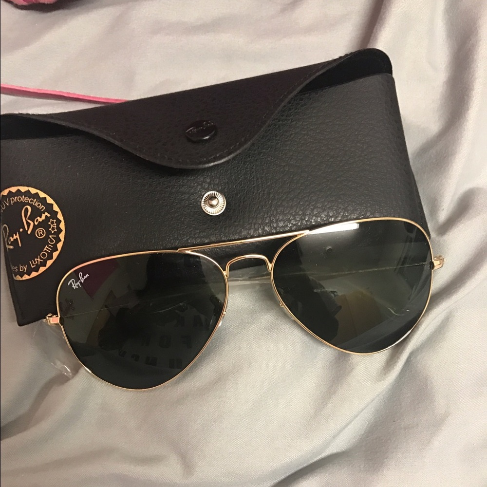 New black & gold ray bans