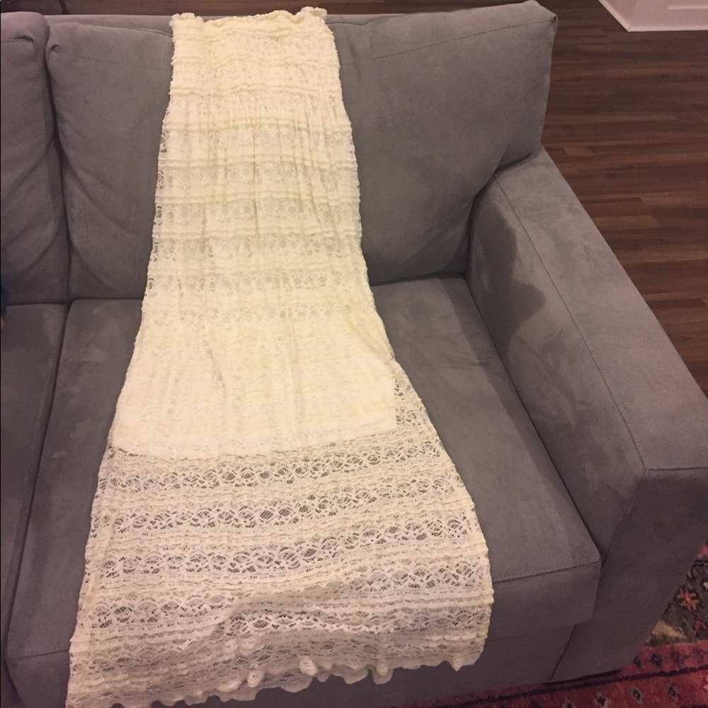 Cream Lace Strapless Maxi Dress