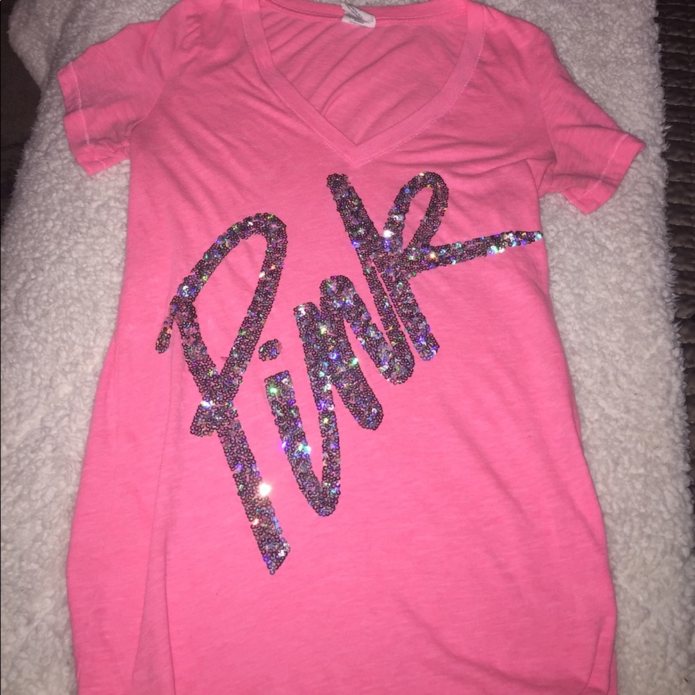 Super comfy pink t shirt!