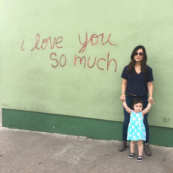 Meet your Posher, Melissa - Picture 1 of 1