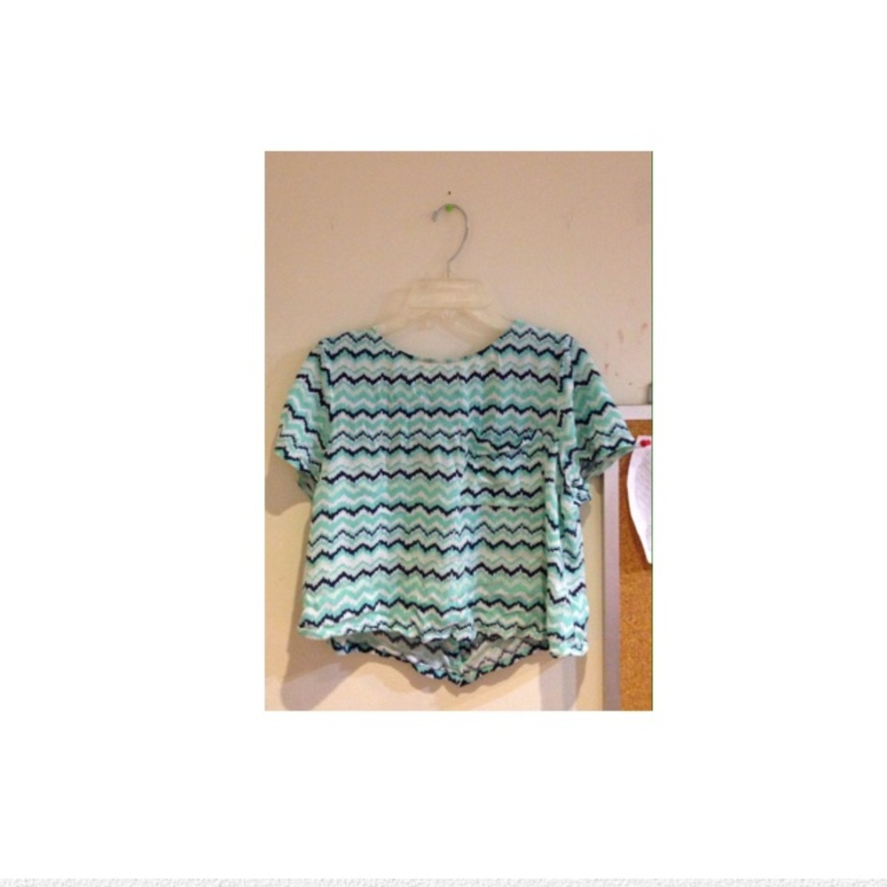 Cute crop top