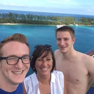 Meet your Posher, Shelly