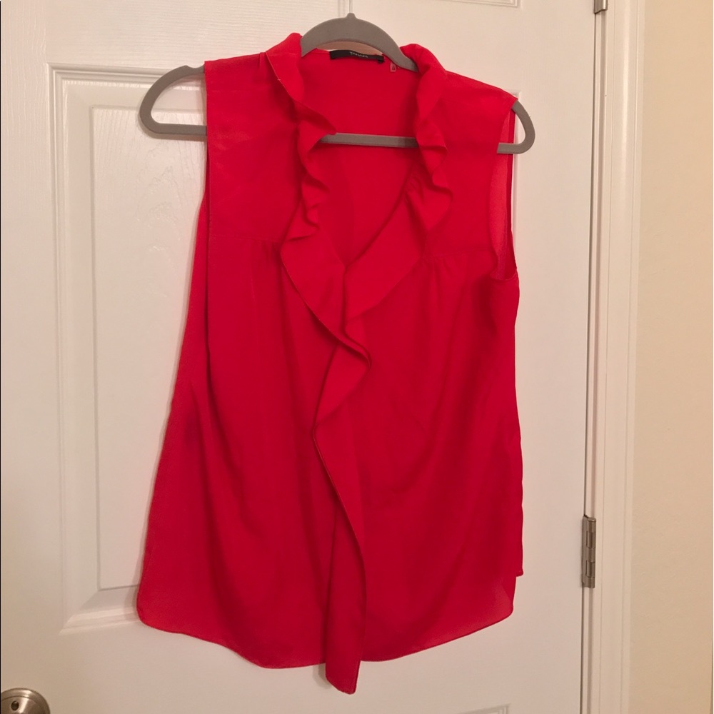Tahari top