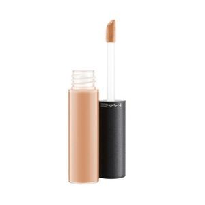NIB MAC Select Moisturecover Concealer - NW30