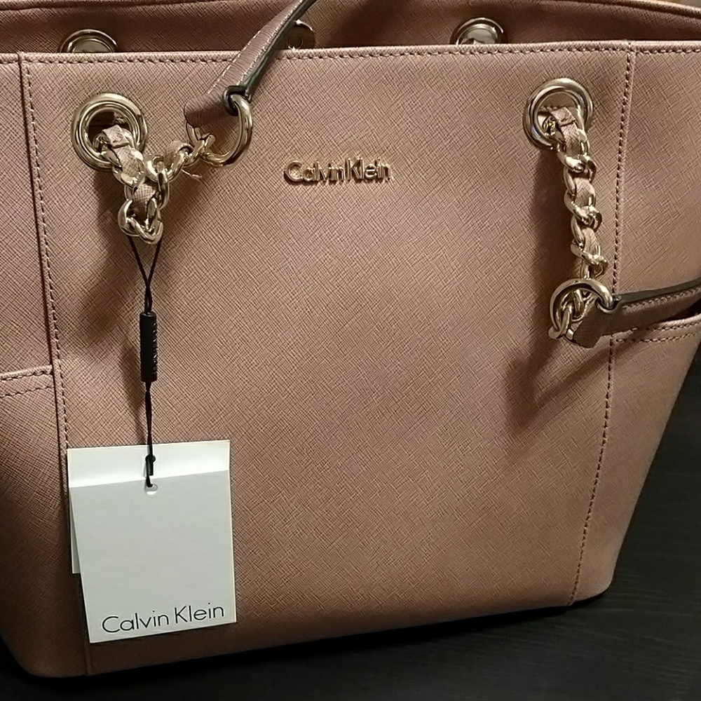 Calvin Klein Shoulder Bag