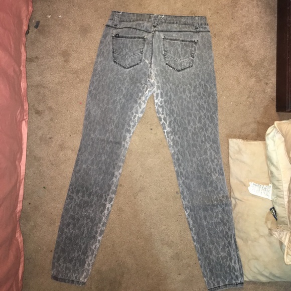 Skinny jeans - Picture 2 of 3