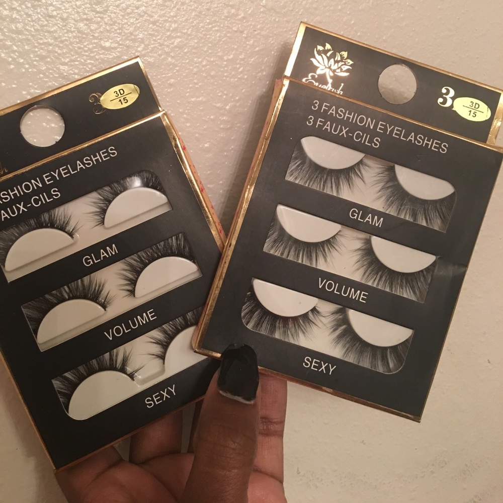 THICK AND FLUFFLY Lashes