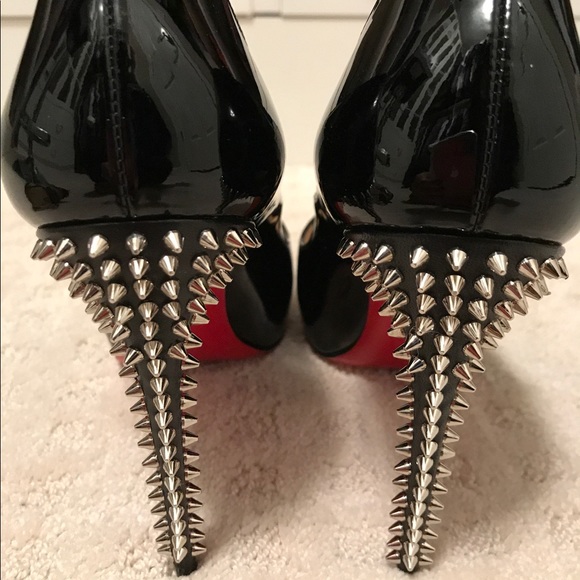 ❌SOLD❌ Christian Louboutin spiked heels - Picture 3 of 5
