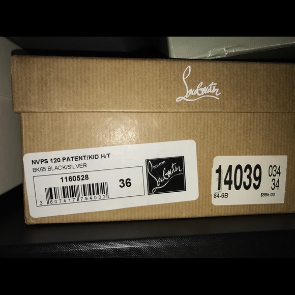 ❌SOLD❌ Christian Louboutin spiked heels - Picture 5 of 5