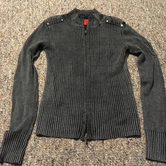 Grey zip up sweater/jacket - Picture 2 of 4