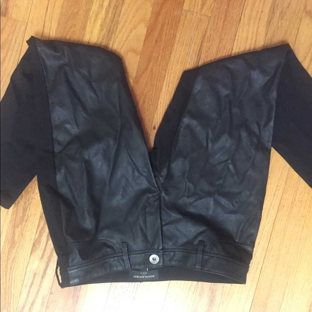 Banana Republic black leather pants! Size 4P