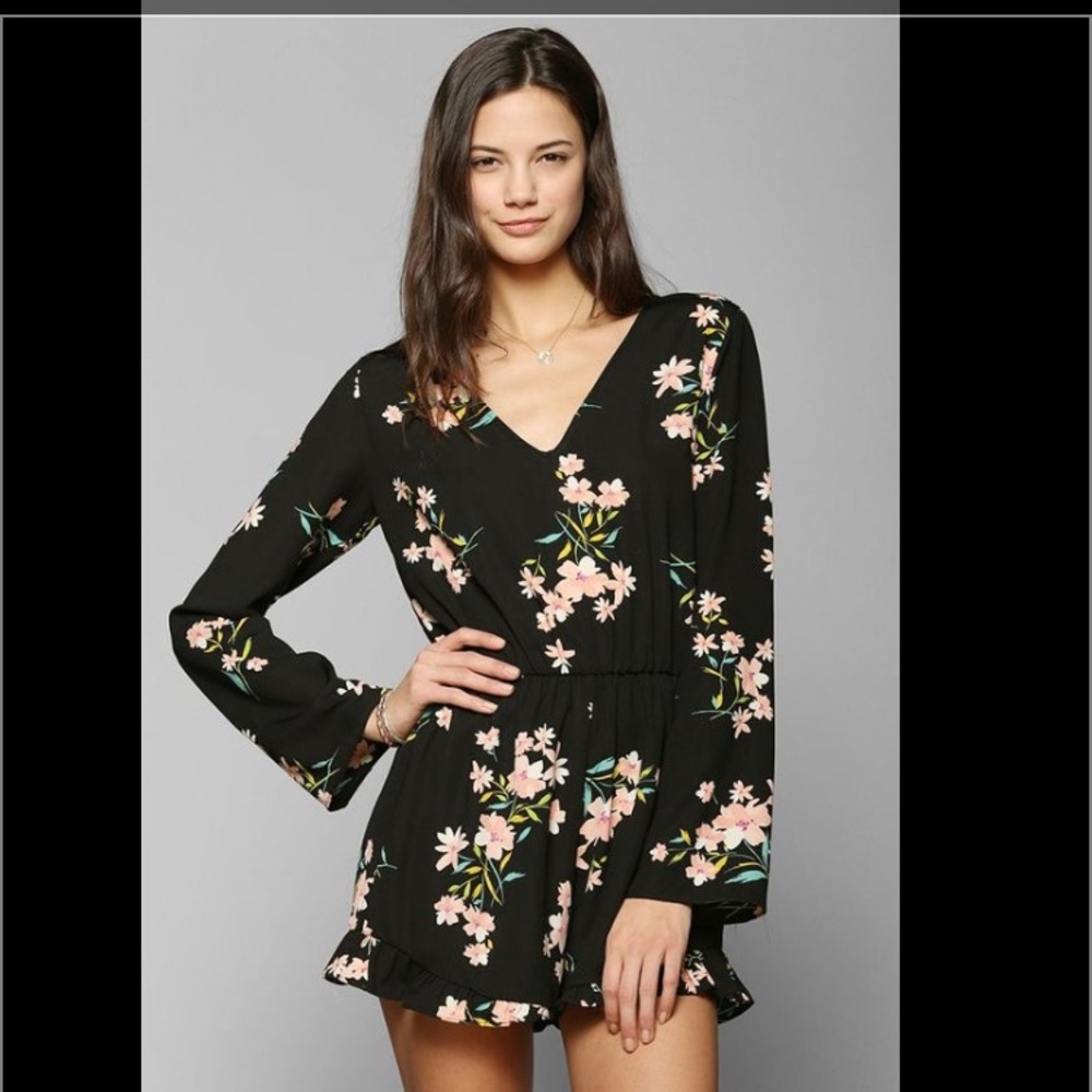 Urban Outfitters Pins and Needles