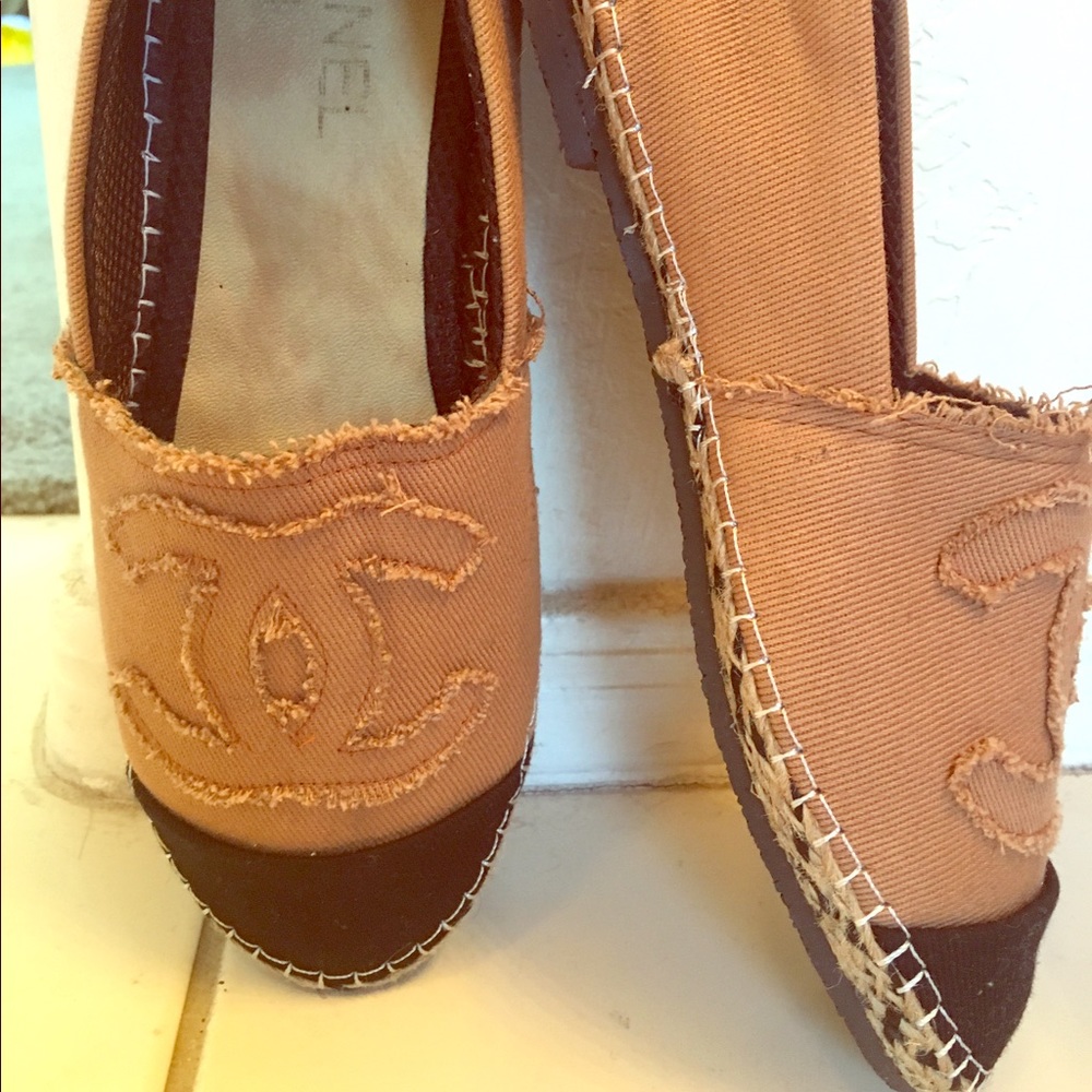 CHANEL Espadrilles Canavas