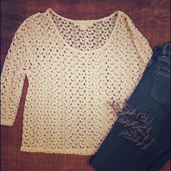 Urban Outfitters Ivory Crochet Top - Picture 1 of 6
