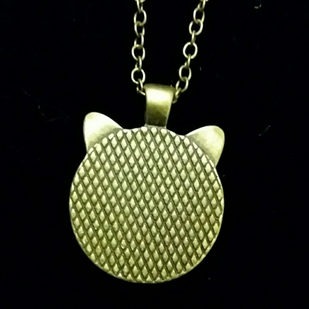 Cat, mouth wide open, glass cabochon necklace - Picture 4 of 5