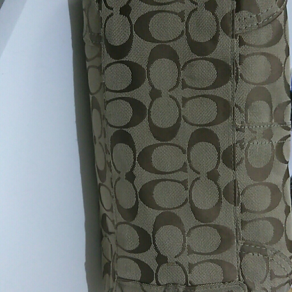 Coach purse - Picture 5 of 6