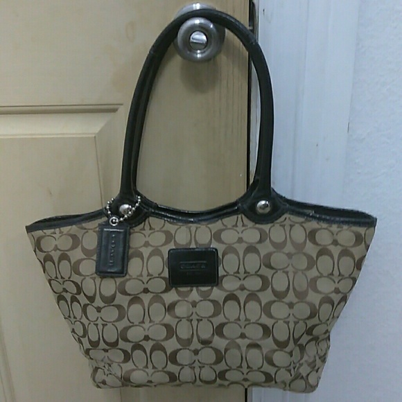 Coach Handbags - Coach purse