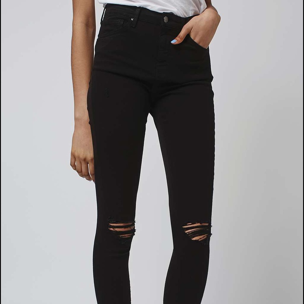 Topshop petite black ripped Jamie jeans