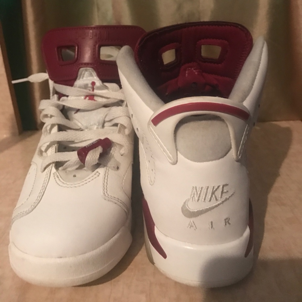 Air Jordan Retro OG Maroon 6s (For Sale or Trade)