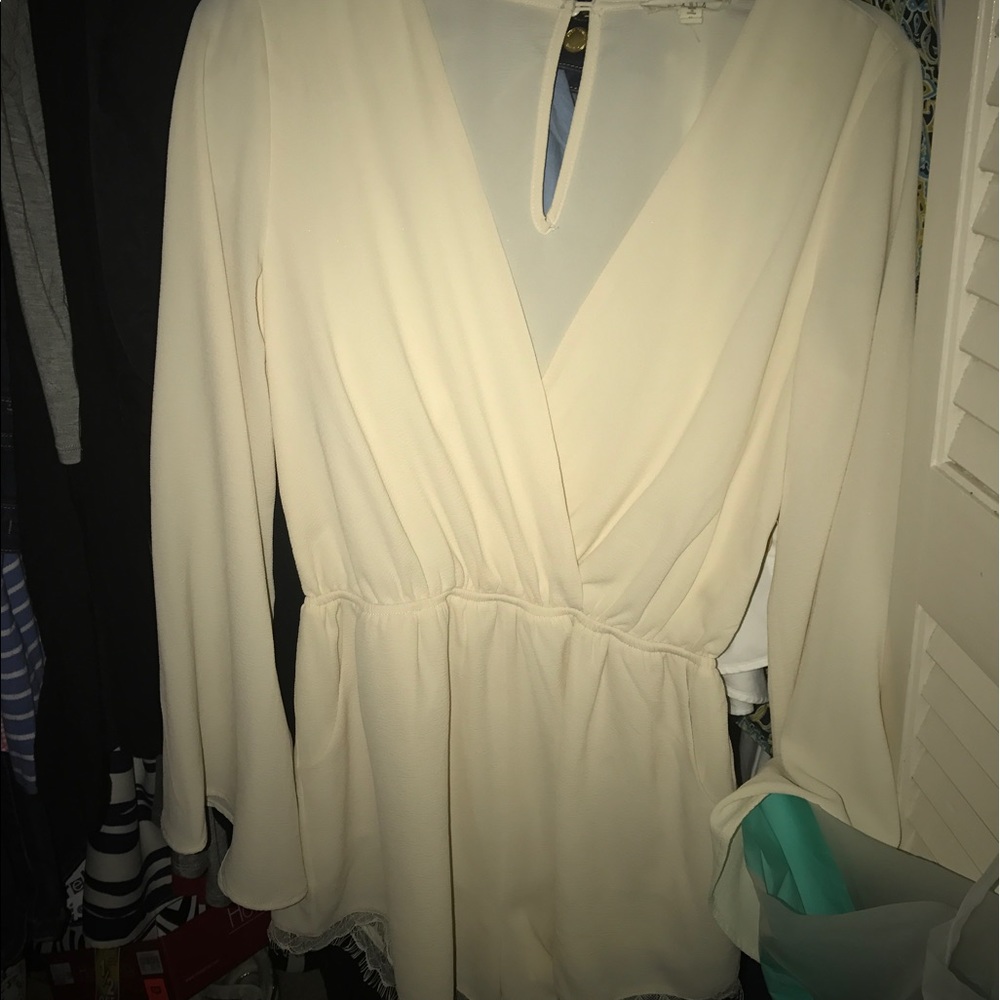 Cream romper