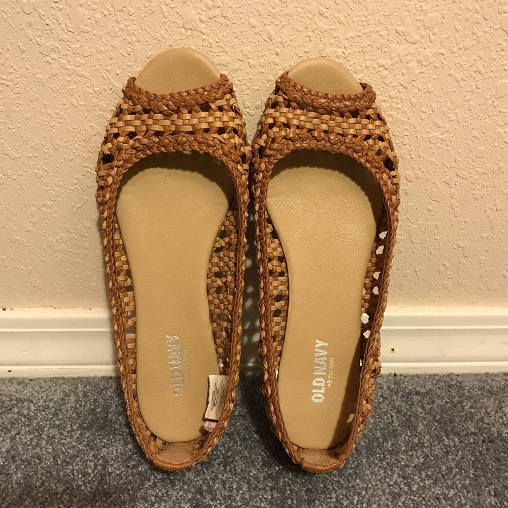 Old Navy Basketweave Peep Toe Flats